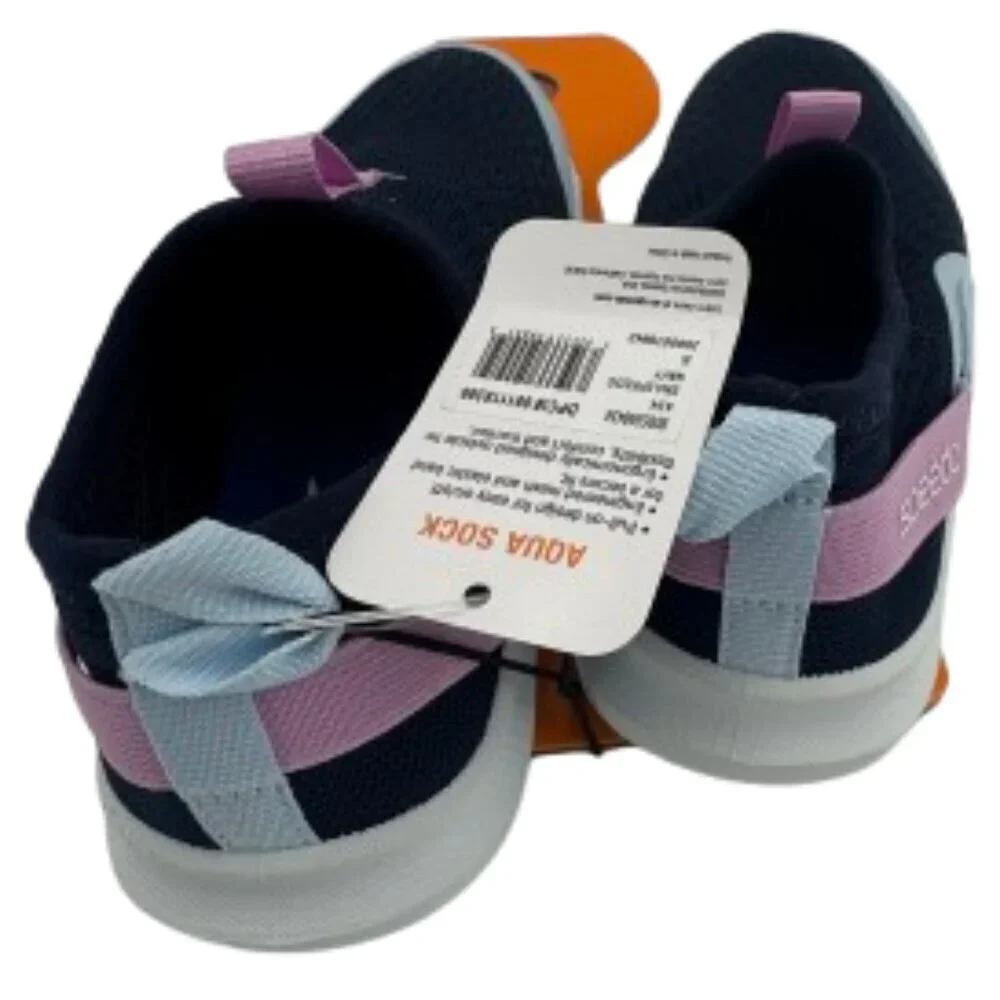 NWT Speedo Pull On Navy and Pink Water Shoes Size 13 - 1 (Juniors)